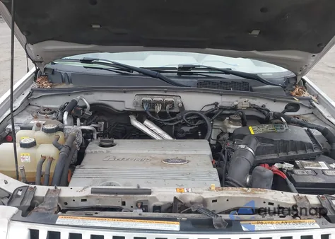 2008 Mercury Mariner Hybrid z USA, uszkodzony, nr VIN 4M2CU39H68KJ30127